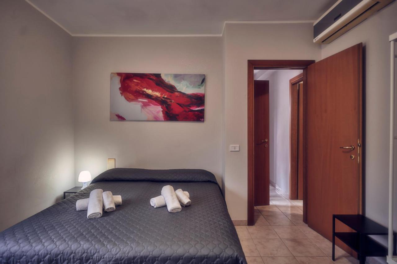 Travelershome Ciampino 170 Station Street ภายนอก รูปภาพ